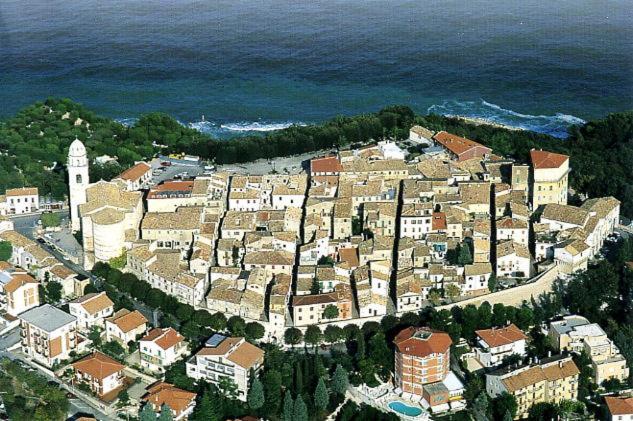 La Casa Al Mare Di Giulia Apartment Porto Potenza Picena Bagian luar foto
