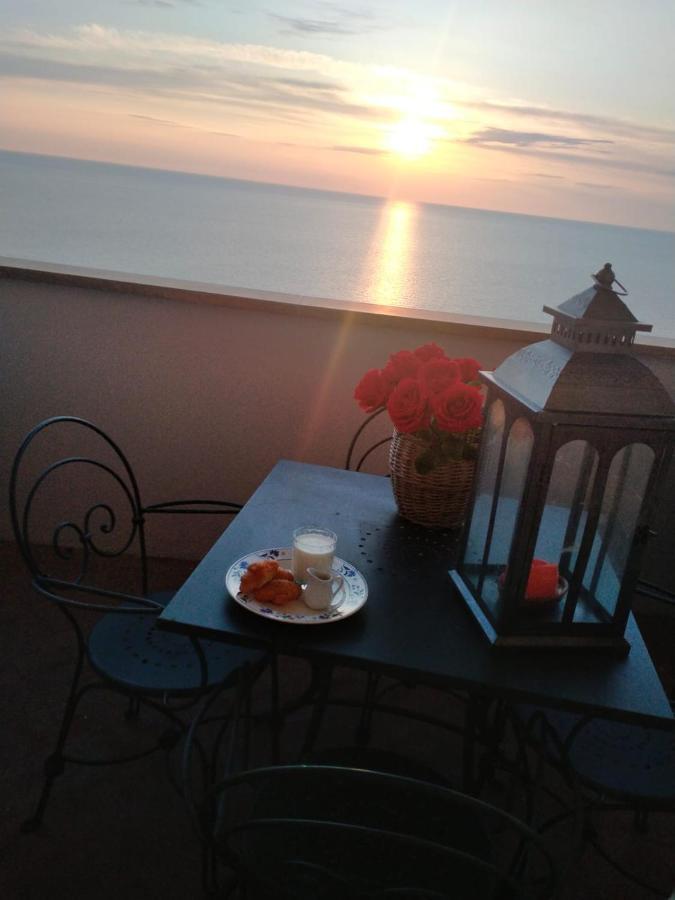 La Casa Al Mare Di Giulia Apartment Porto Potenza Picena Bagian luar foto
