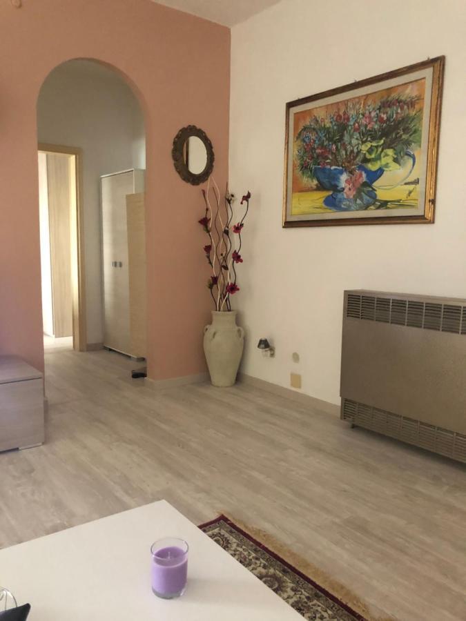 La Casa Al Mare Di Giulia Apartment Porto Potenza Picena Bagian luar foto